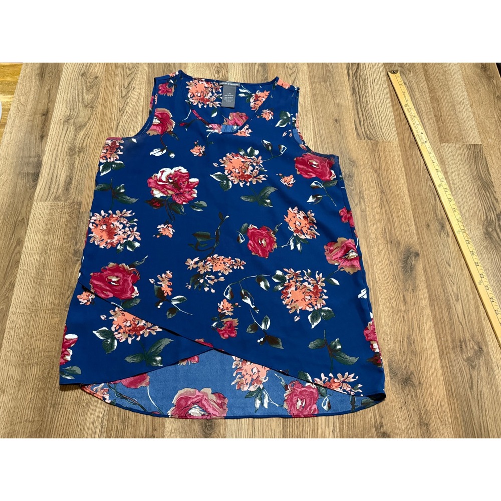 Chelsea & Theodore Shirts Womens Large Navy Pink Floral Sleeveless Crossover